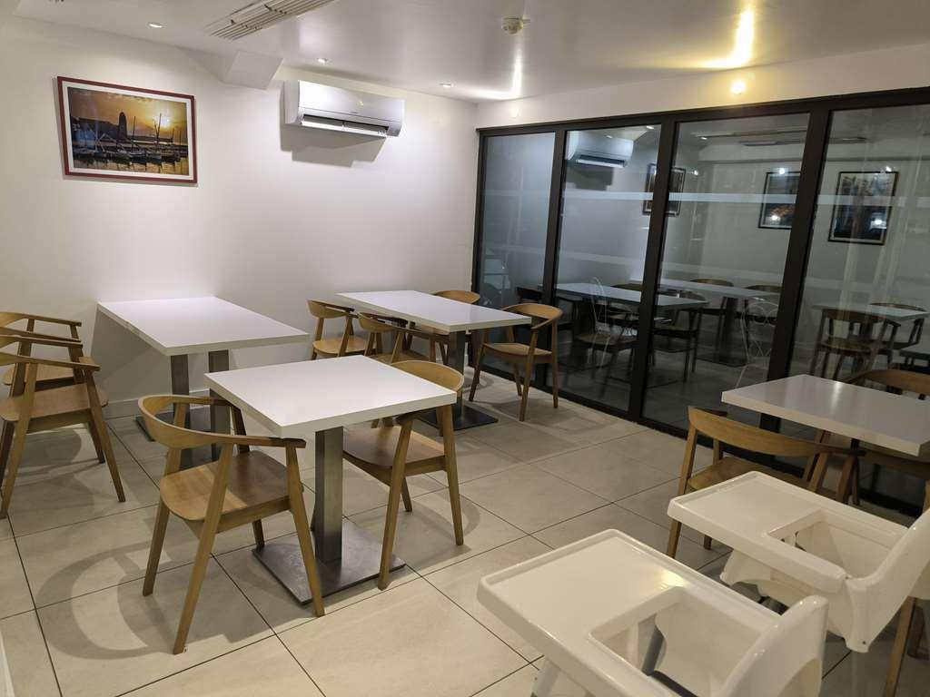Brit Hotel Porte D'Espagne Perpignan Facilities photo